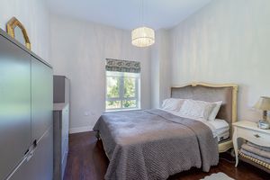 Photo 10- click for photo gallery